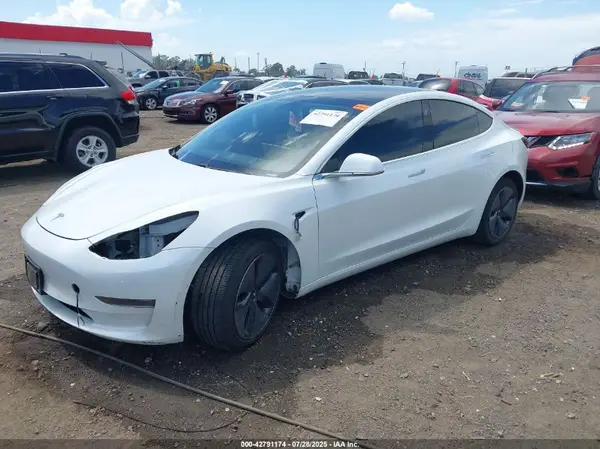 5YJ3E1EA6LF660314 2020 TESLA MODEL 3 - Image 2