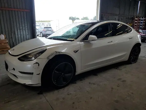5YJ3E1EA6LF660426 2020 TESLA MODEL 3 - Image 1