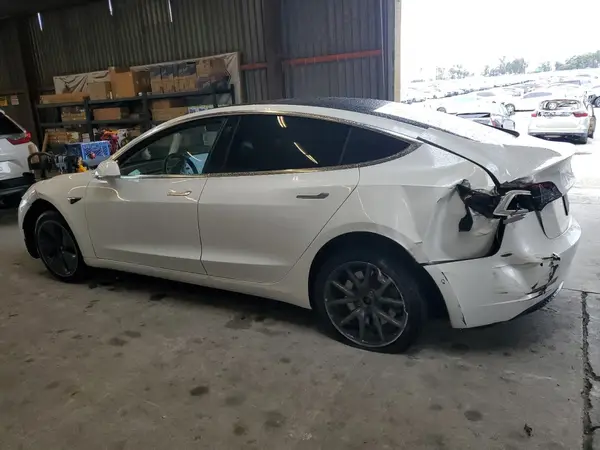5YJ3E1EA6LF660426 2020 TESLA MODEL 3 - Image 2