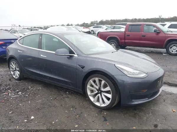 5YJ3E1EA6LF661091 2020 TESLA MODEL 3 - Image 1