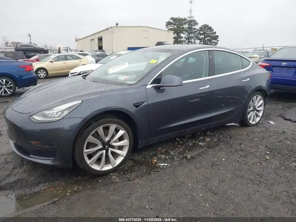 5YJ3E1EA6LF661091 2020 TESLA MODEL 3 - Image 2
