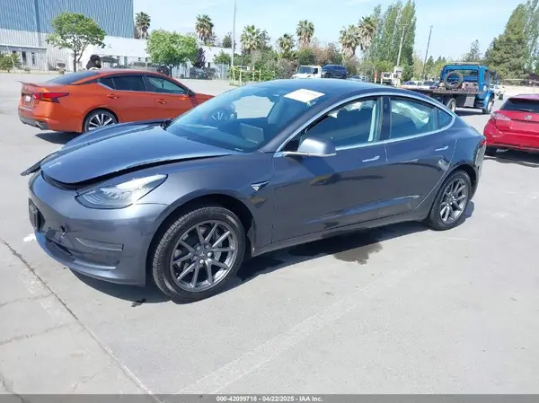 5YJ3E1EA6LF703159 2020 TESLA MODEL 3 - Image 2