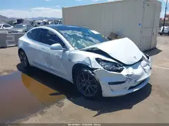 5YJ3E1EA6LF718180 2020 TESLA MODEL 3