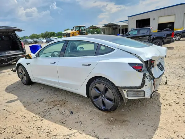 5YJ3E1EA6LF737229 2020 TESLA MODEL 3 - Image 2