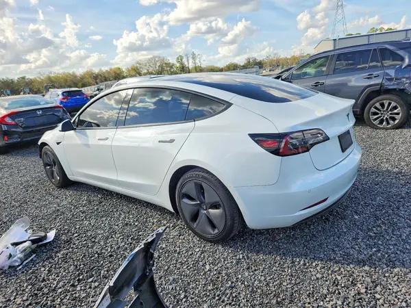 5YJ3E1EA6LF737585 2020 TESLA MODEL 3 - Image 2