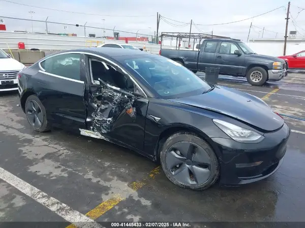5YJ3E1EA6LF739031 2020 TESLA MODEL 3 - Image 1