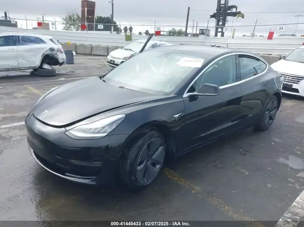 5YJ3E1EA6LF739031 2020 TESLA MODEL 3 - Image 2