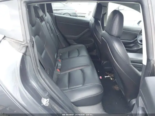 5YJ3E1EA6LF739241 2020 TESLA MODEL 3 - Image 8