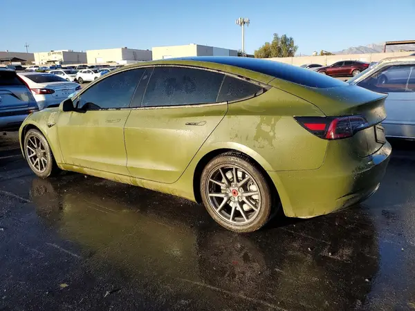 5YJ3E1EA6LF740096 2020 TESLA MODEL 3 - Image 2