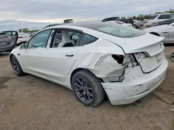 5YJ3E1EA6LF769940 2020 TESLA MODEL 3 - Image 2