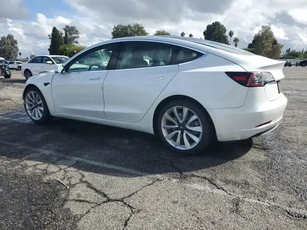 5YJ3E1EA6LF793011 2020 TESLA MODEL 3 - Image 2