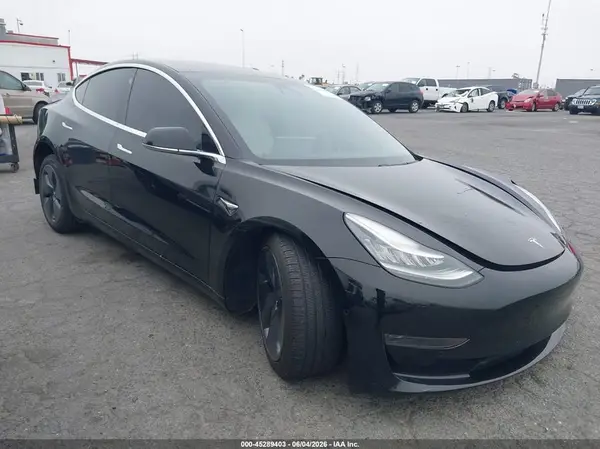 5YJ3E1EA6LF804704 2020 TESLA MODEL 3 - Image 1