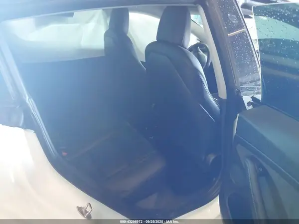5YJ3E1EA6MF009508 2021 TESLA MODEL 3 - Image 8