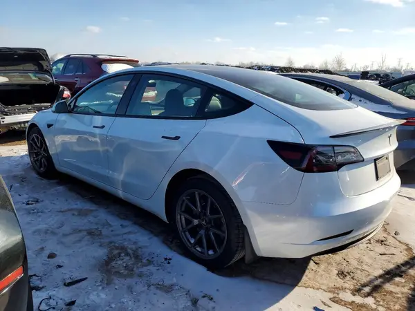 5YJ3E1EA6MF013672 2021 TESLA MODEL 3 - Image 2