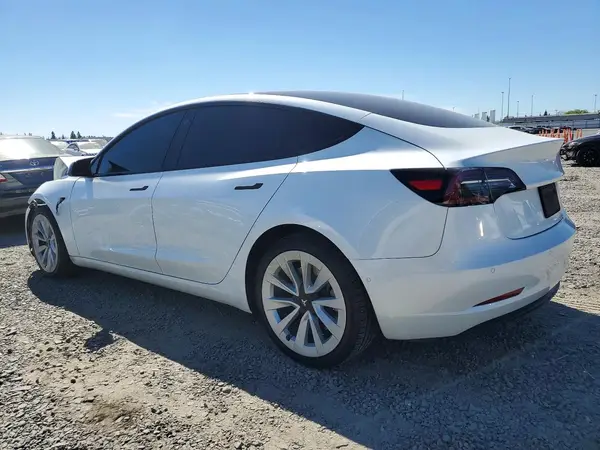 5YJ3E1EA6MF018029 2021 TESLA MODEL 3 - Image 2