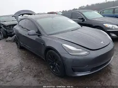 5YJ3E1EA6MF020704 2021 TESLA MODEL 3