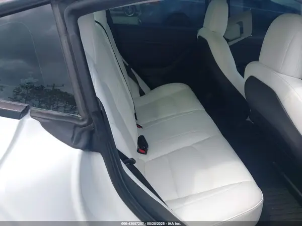 5YJ3E1EA6MF030648 2021 TESLA MODEL 3 - Image 8