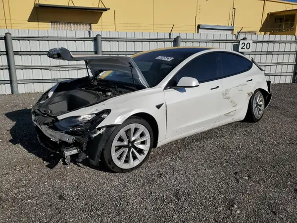 5YJ3E1EA6MF032335 2021 TESLA MODEL 3 - Image 1