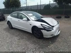 5YJ3E1EA6MF047532 2021 TESLA MODEL 3