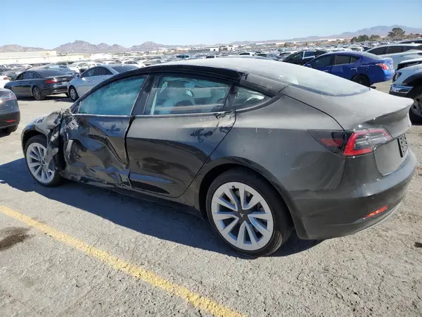 5YJ3E1EA6MF047997 2021 TESLA MODEL 3 - Image 2