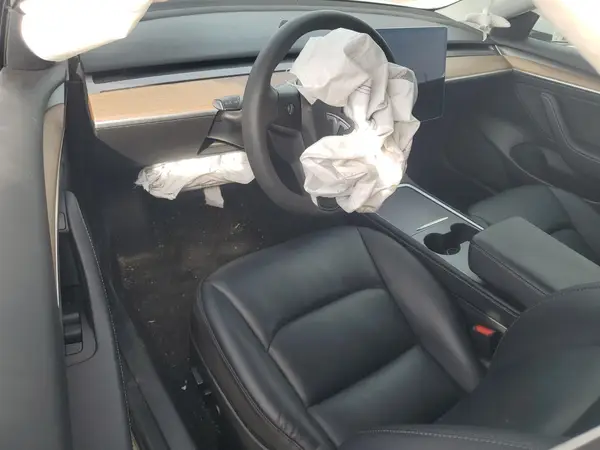 5YJ3E1EA6MF048261 2021 TESLA MODEL 3 - Image 8
