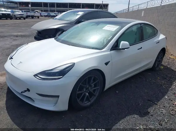 5YJ3E1EA6MF048339 2021 TESLA MODEL 3 - Image 2