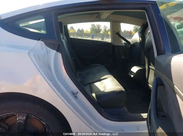 5YJ3E1EA6MF051340 2021 TESLA MODEL 3 - Image 8