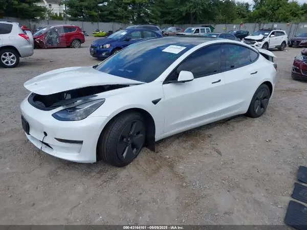5YJ3E1EA6MF052276 2021 TESLA MODEL 3 - Image 2
