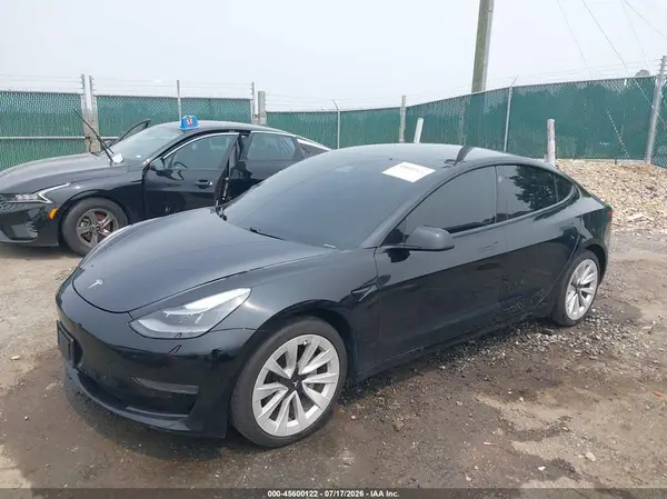 5YJ3E1EA6MF057381 2021 TESLA MODEL 3 - Image 2
