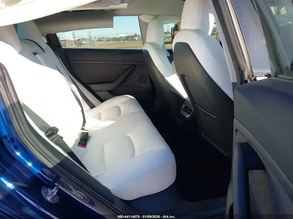 5YJ3E1EA6MF058532 2021 TESLA MODEL 3 - Image 8