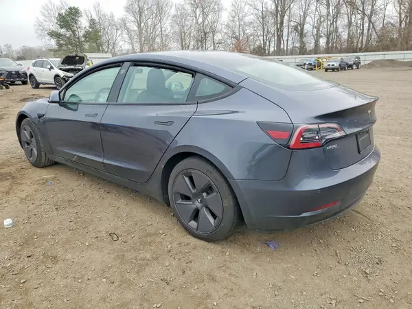5YJ3E1EA6MF064301 2021 TESLA MODEL 3 - Image 2