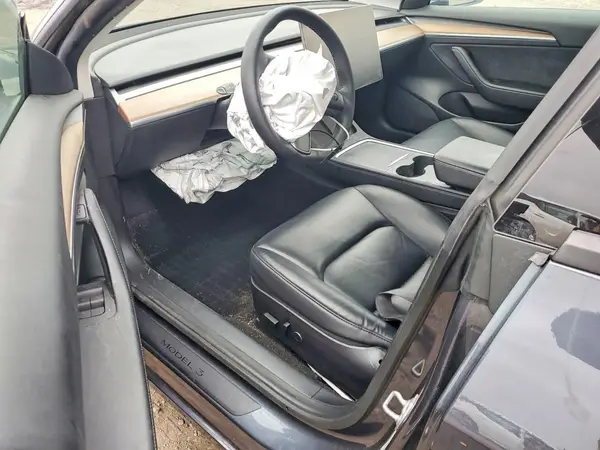 5YJ3E1EA6MF064301 2021 TESLA MODEL 3 - Image 8