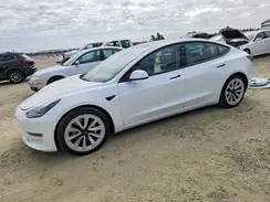 5YJ3E1EA6MF065996 2021 TESLA MODEL 3
