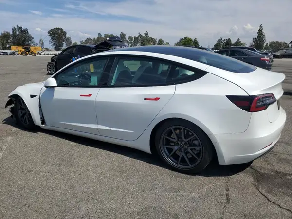 5YJ3E1EA6MF066663 2021 TESLA MODEL 3 - Image 2