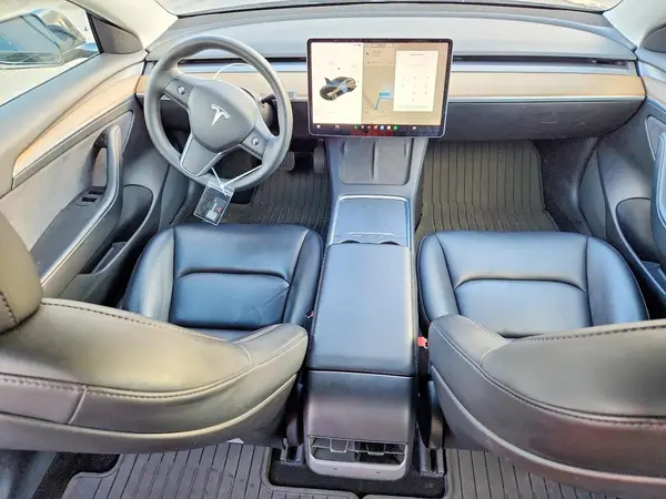 5YJ3E1EA6MF067019 2021 TESLA MODEL 3 - Image 8