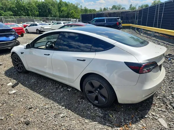 5YJ3E1EA6MF076156 2021 TESLA MODEL 3 - Image 2