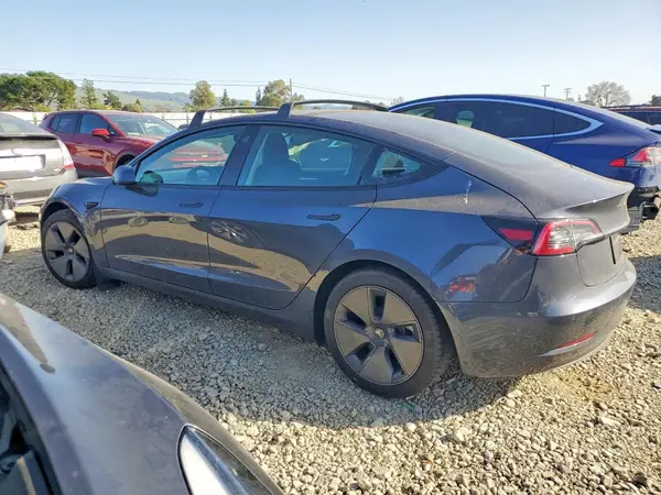 5YJ3E1EA6MF076464 2021 TESLA MODEL 3 - Image 2