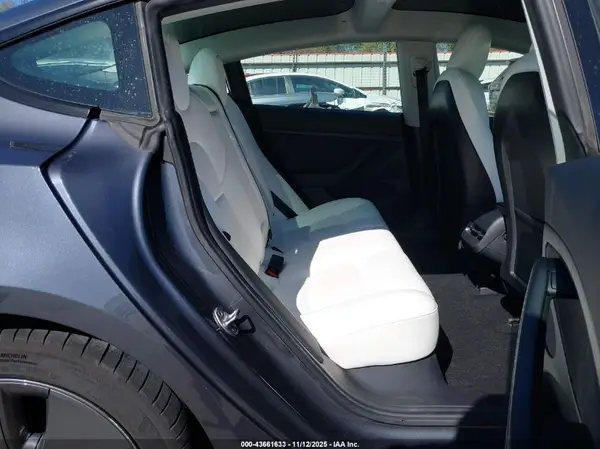 5YJ3E1EA6MF091594 2021 TESLA MODEL 3 - Image 8