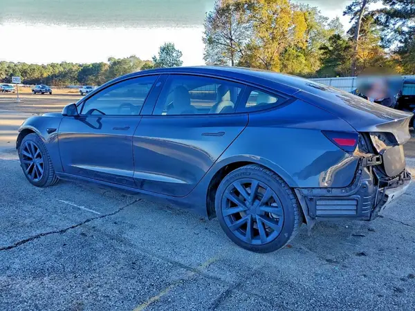 5YJ3E1EA6MF093880 2021 TESLA MODEL 3 - Image 2