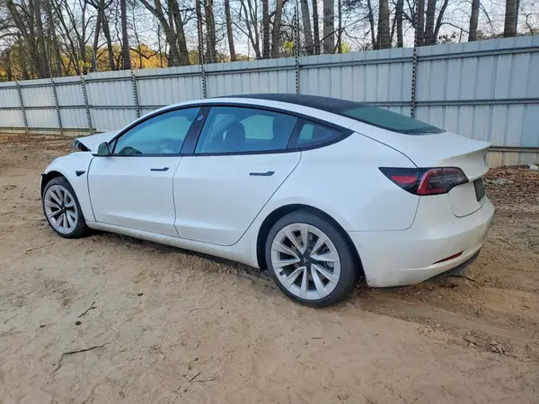 5YJ3E1EA6MF096620 2021 TESLA MODEL 3 - Image 2