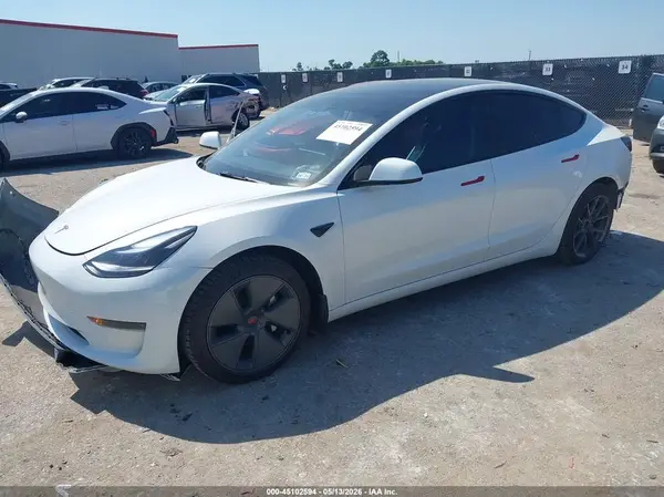 5YJ3E1EA6MF098299 2021 TESLA MODEL 3 - Image 2