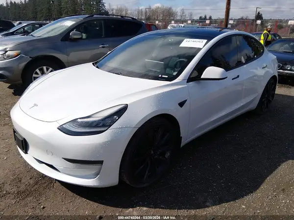 5YJ3E1EA6MF838482 2021 TESLA MODEL 3 - Image 2