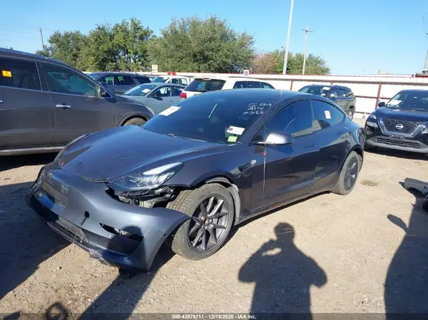 5YJ3E1EA6MF849109 2021 TESLA MODEL 3 - Image 2