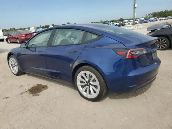 5YJ3E1EA6MF850342 2021 TESLA MODEL 3 - Image 2