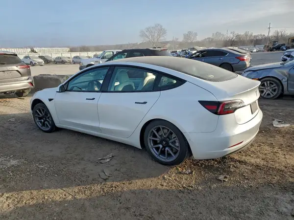 5YJ3E1EA6MF851913 2021 TESLA MODEL 3 - Image 2