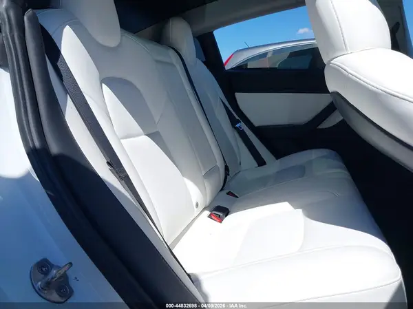5YJ3E1EA6MF853774 2021 TESLA MODEL 3 - Image 8
