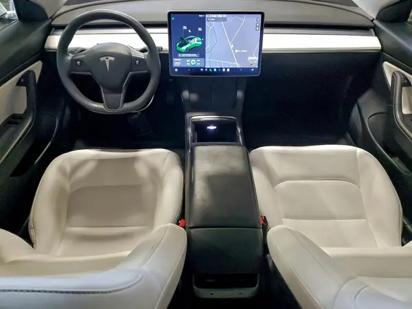 5YJ3E1EA6MF853824 2021 TESLA MODEL 3 - Image 8