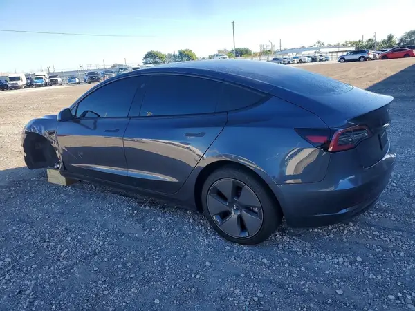5YJ3E1EA6MF854567 2021 TESLA MODEL 3 - Image 2