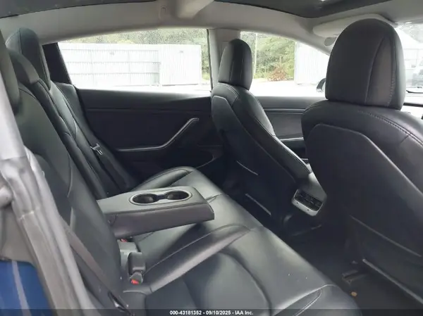 5YJ3E1EA6MF854617 2021 TESLA MODEL 3 - Image 8