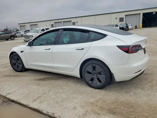 5YJ3E1EA6MF854956 2021 TESLA MODEL 3 - Image 2